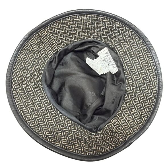 HERMES Clarice GM - Green Chevre Square G Coin Case 191-082625 - Picture 6 of 8